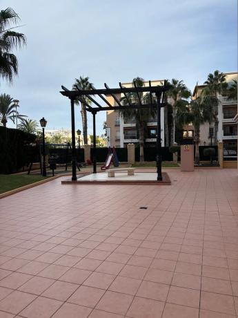 Piso en avenida Roentgen, 7