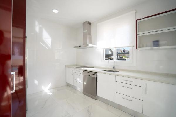 Casa independiente en calle Fischer