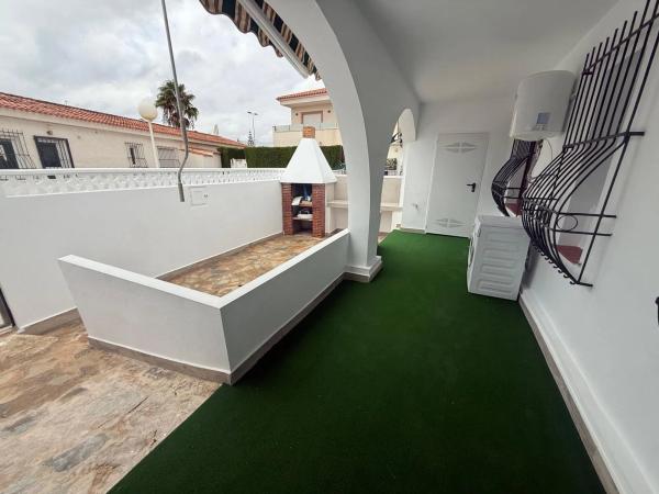 Chalet adosado en Pz Mirlo Del