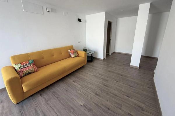 Chalet adosado en calle Marconi, 85