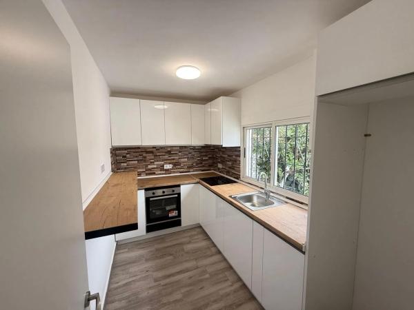 Chalet adosado en Pz Mirlo Del