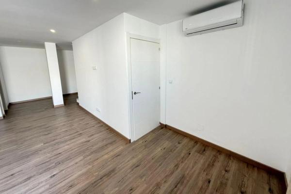 Chalet adosado en calle Marconi, 85