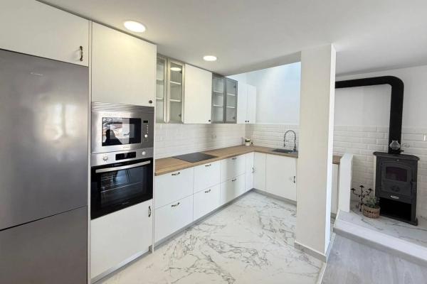 Chalet adosado en calle Marconi, 85