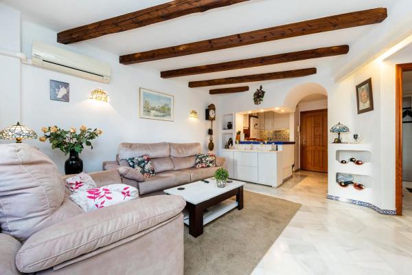 Chalet pareado en Av Roentgen, 6