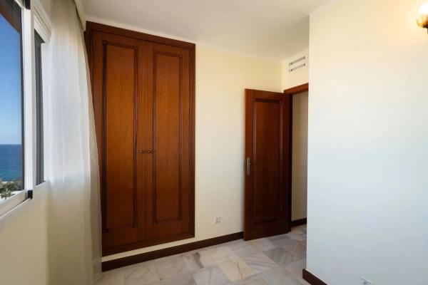 Piso en avenida Roentgen