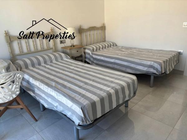 Chalet adosado en calle Gandhi