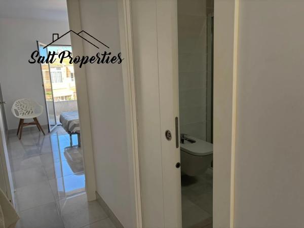 Chalet adosado en calle Gandhi