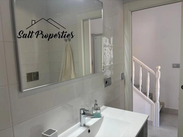 Chalet adosado en calle Gandhi