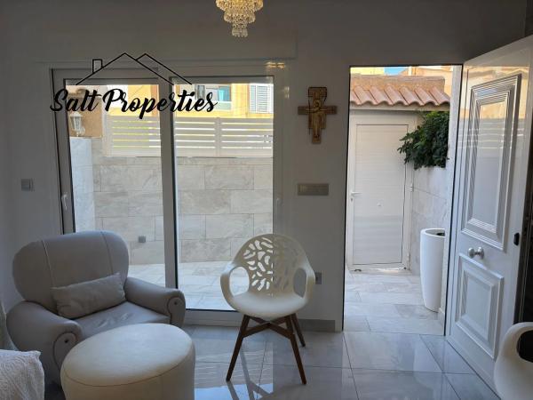 Chalet adosado en calle Gandhi