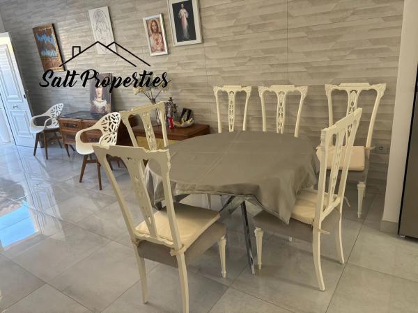 Chalet adosado en calle Gandhi