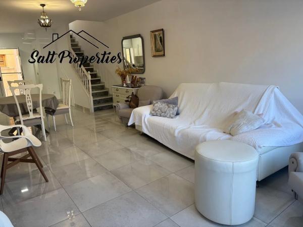 Chalet adosado en calle Gandhi