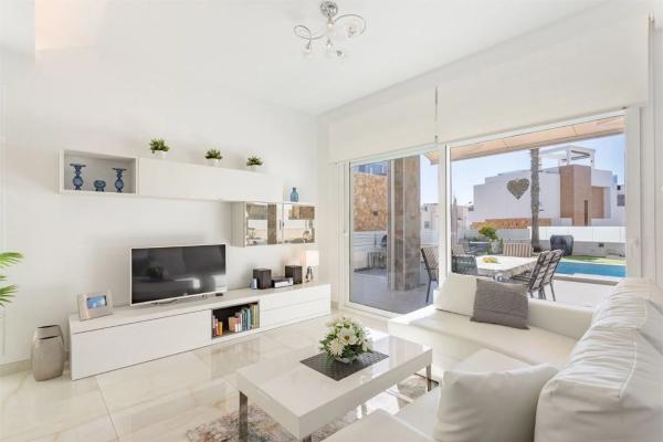 Casa independiente en calle Einstein