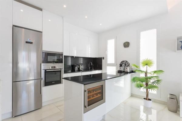 Casa independiente en calle Einstein