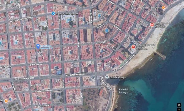 Casa independiente en calle Arquitecto Larramendi, 14