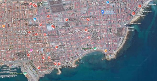 Casa independiente en calle Arquitecto Larramendi, 14