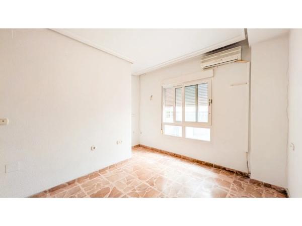 Piso en calle Ramón Gallud