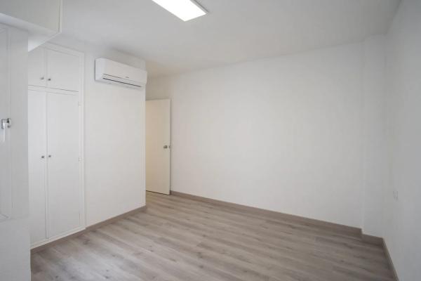 Piso en calle Almudena