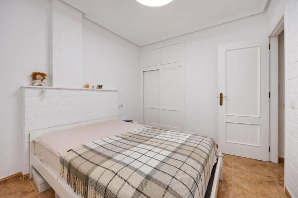 Piso en calle Ramón Gallud, 204