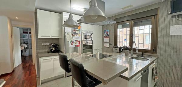 Piso en calle Nuestra Señora de Monserrate