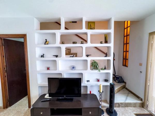 Chalet adosado en calle la Barraca