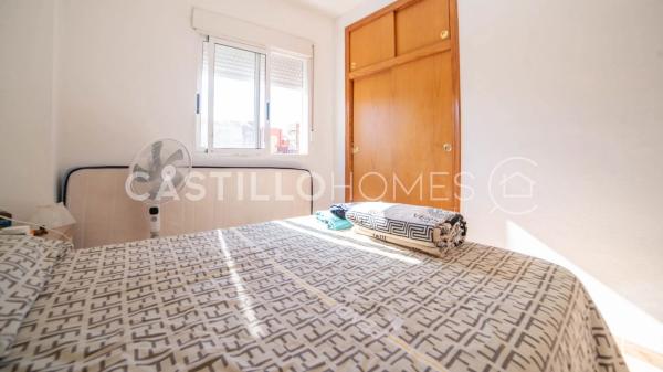 Piso en calle Maestro Francisco Casanovas, 8