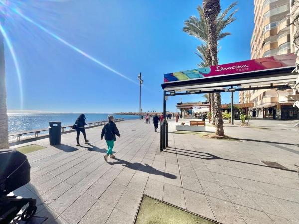 Piso en calle Ramón Gallud, 98