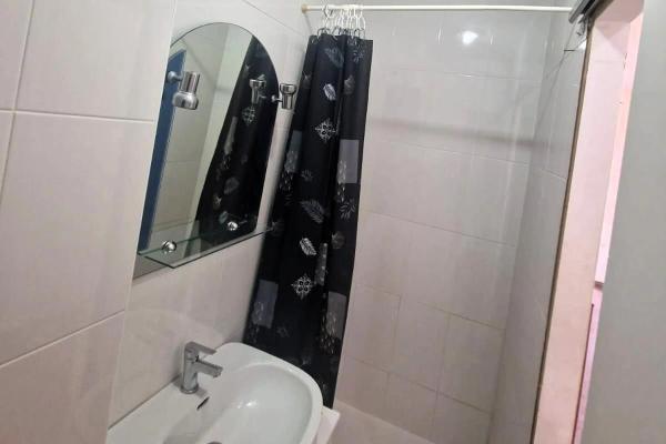 Estudio en calle la Loma, 107