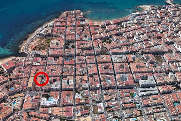 Estudio en calle la Loma, 107