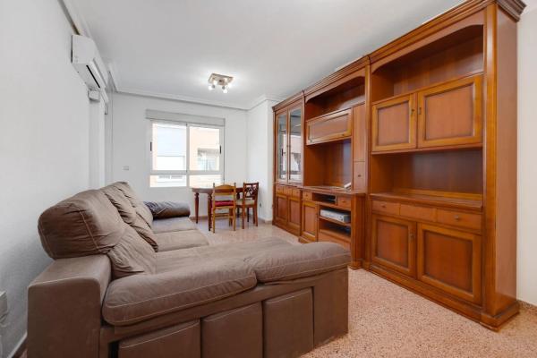 Piso en calle Zoa, 69