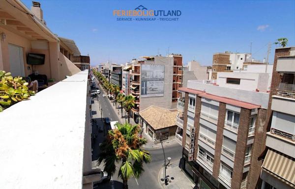 Ático en calle Ramón Gallud, 93