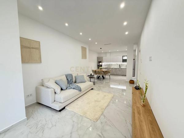 Piso en calle Gumersindo, 53