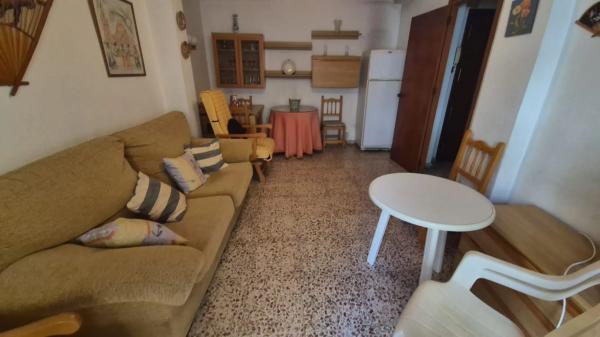 Piso en calle Ramón y Cajal