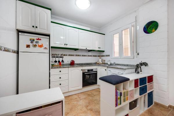 Piso en calle Ramón Gallud, 204