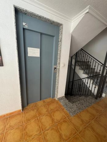 Piso en avenida Diego Ramírez Pastor, 239 b