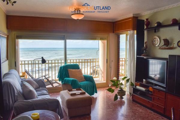 Piso en calle Ramón y Cajal s/n