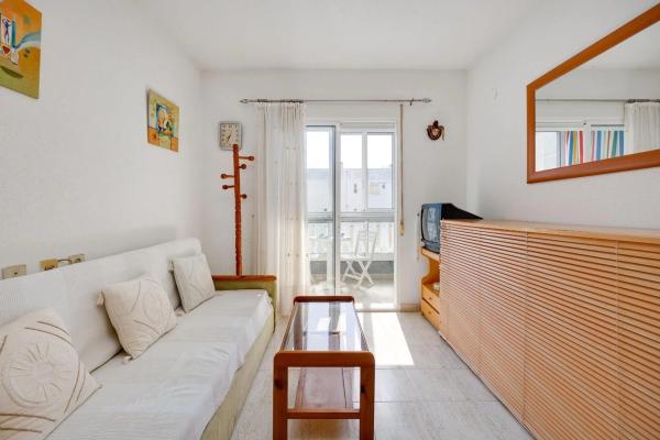 Estudio en Barrio Avenida Habaneras - Curva de Palangre