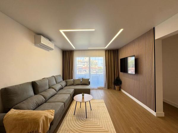 Piso en avenida de las Olas s/n