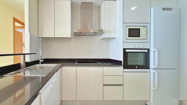 Ático en calle Poseidón, 2