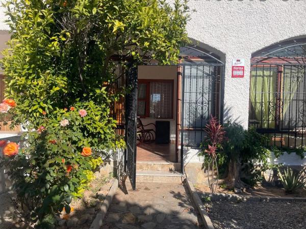 Chalet pareado en calle Pleamar s/n