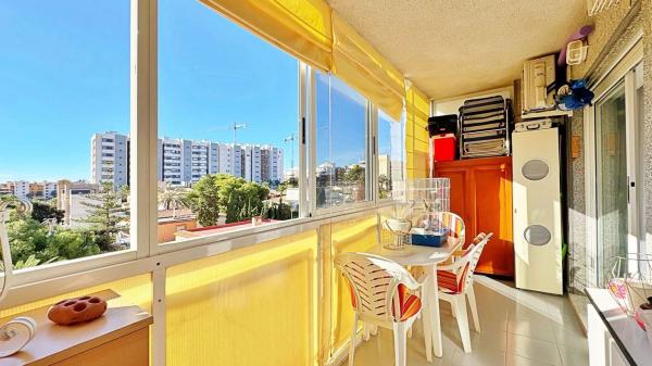 Piso en calle Pleamar, 34