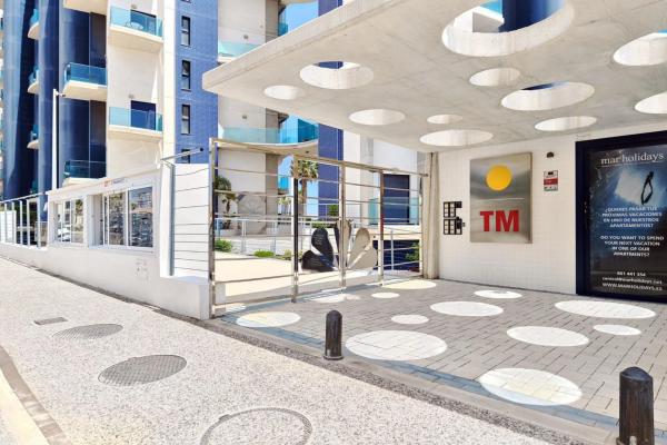 Piso en calle Poseidón, 2