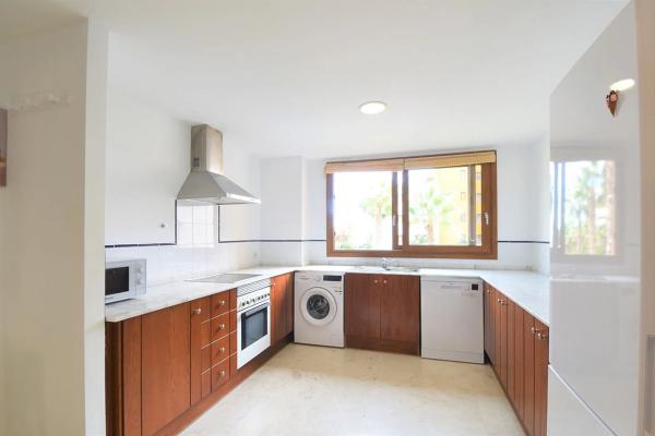 Piso en avenida de las Olas, 7