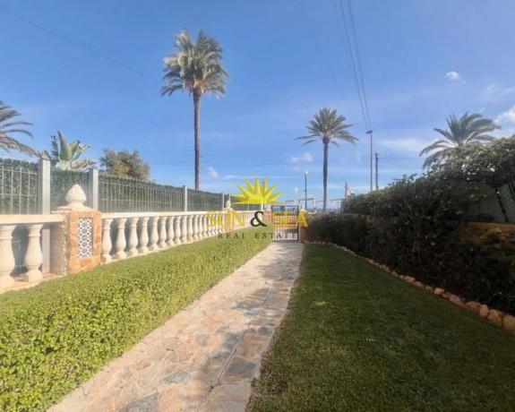 Chalet en Punta Prima