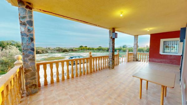 Casa independiente en Partida Derramador