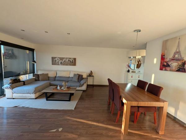 Piso en calle Holanda, 5