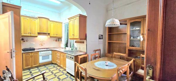 Piso en CL Blasco Ibañez, 4