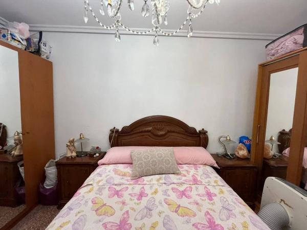 Piso en calle Germans Navarro Caracena