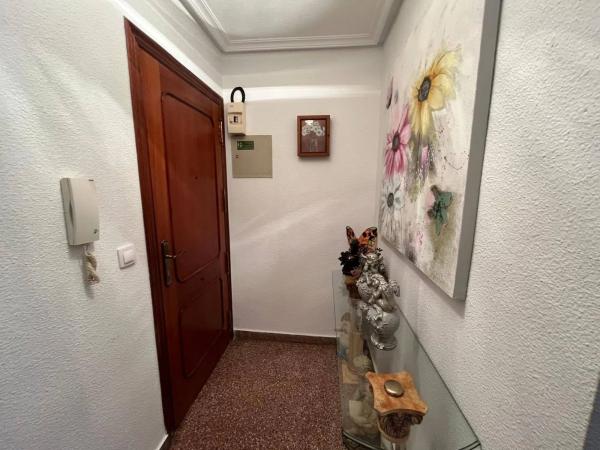 Piso en calle Germans Navarro Caracena