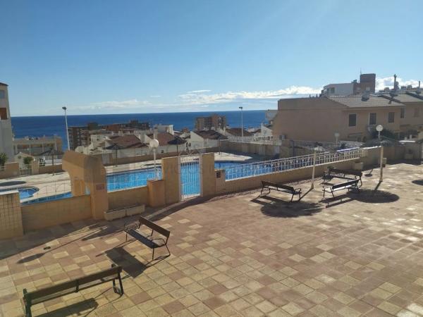 Piso en Arenales del Sol