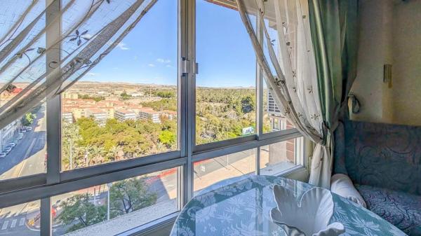 Piso en avenida de la Llibertat